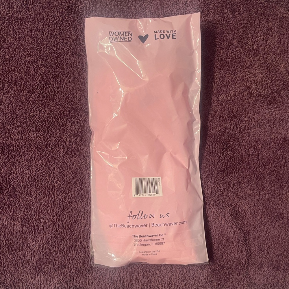 Beachwaver Hair Towel - Picture 2 of 3